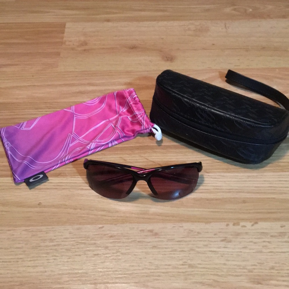 Women’s Oakley Sunglasses- Unstoppable